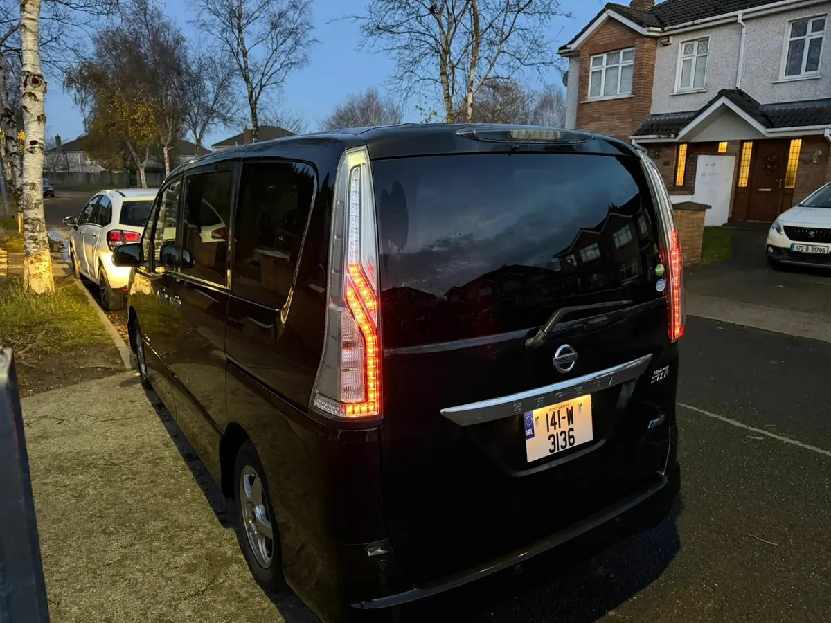 Nissan Serena 2014 - Image 2