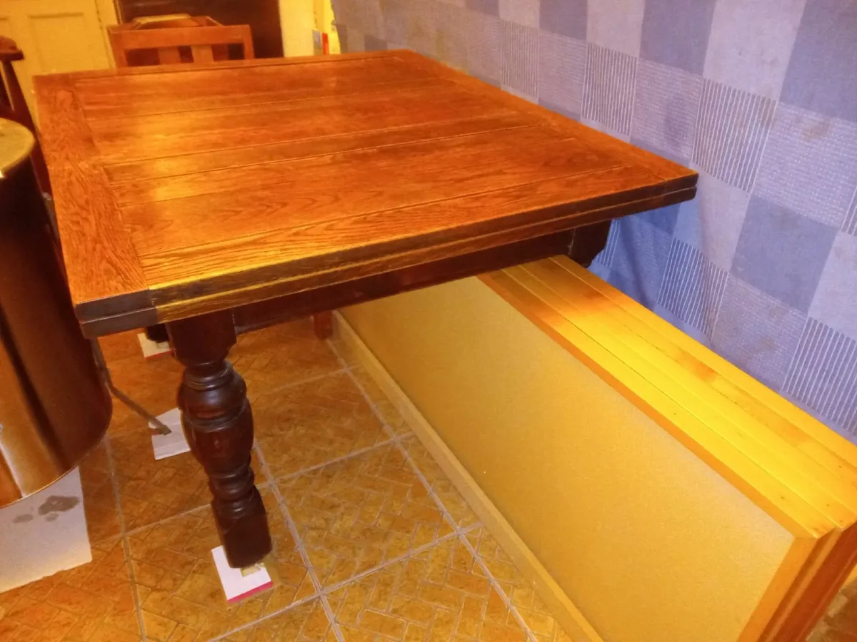 Dining Table Oak Extending with 3 Chairs - Image 1
