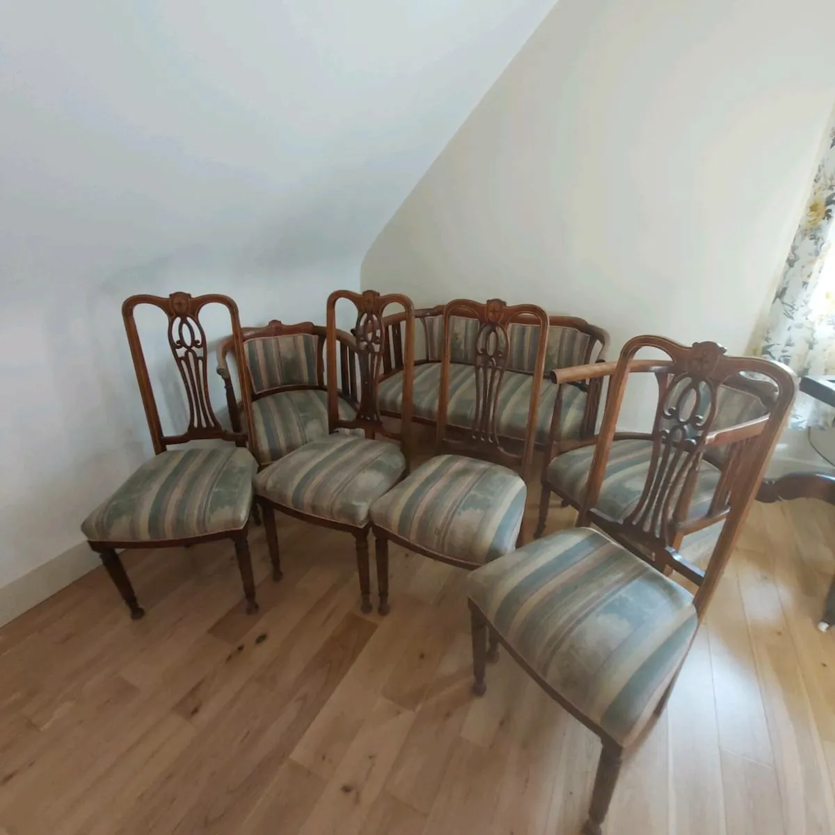 Antique furniture - Image 1