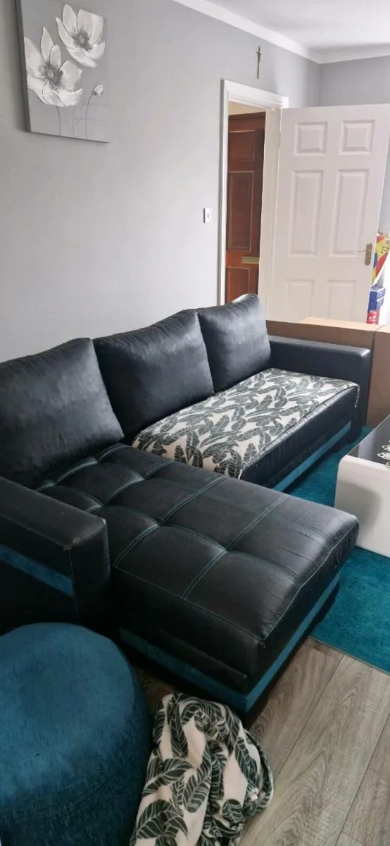 For FREE Double bed corner sofa - Image 4