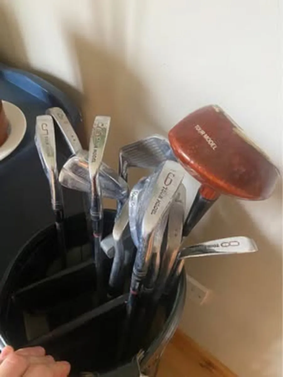 Golf set - Golf sticks, bag and balls - Image 4