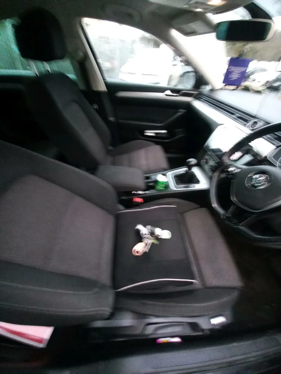 Volkswagen Passat 151 rn 1434 - Image 2