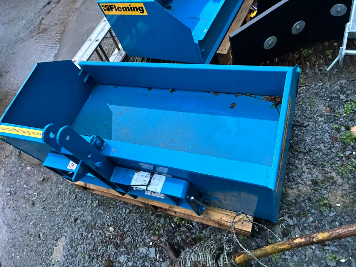 Fleming tb 5 and yard scrapers *in Stock* - Image 3