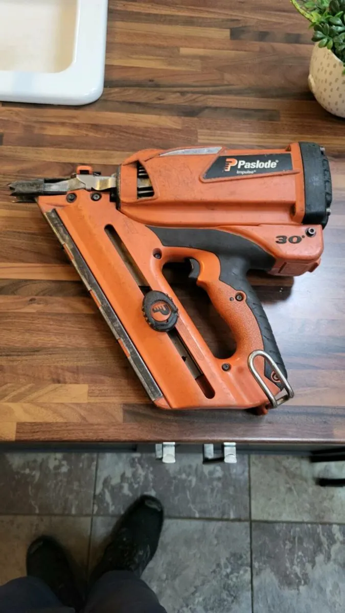 Paslode 350 + - Image 2