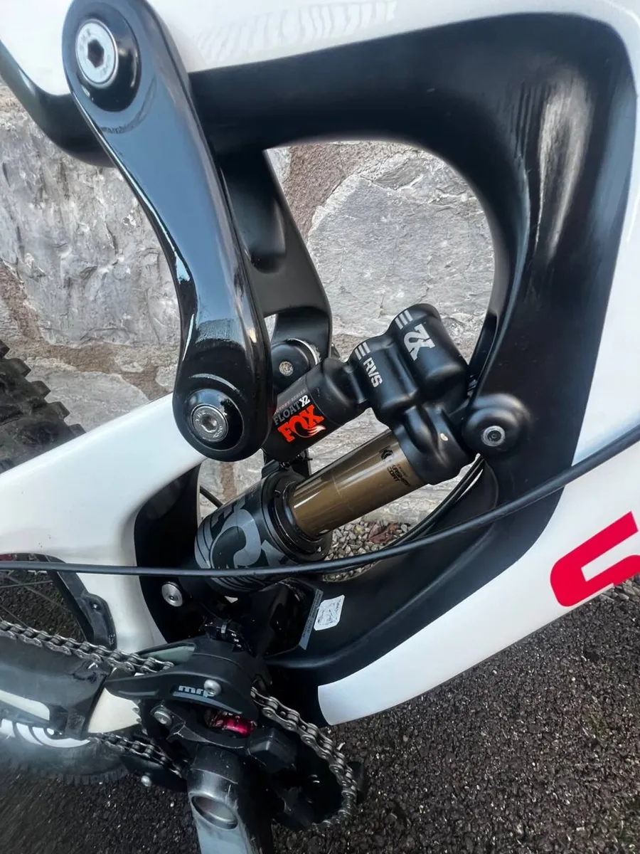 Santa Cruz V10 - Image 4