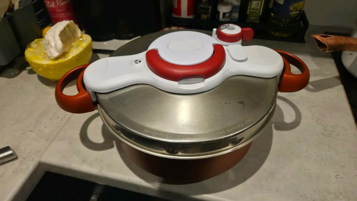TEFAL Clipso Minut Duo pressure cooker - Image 1