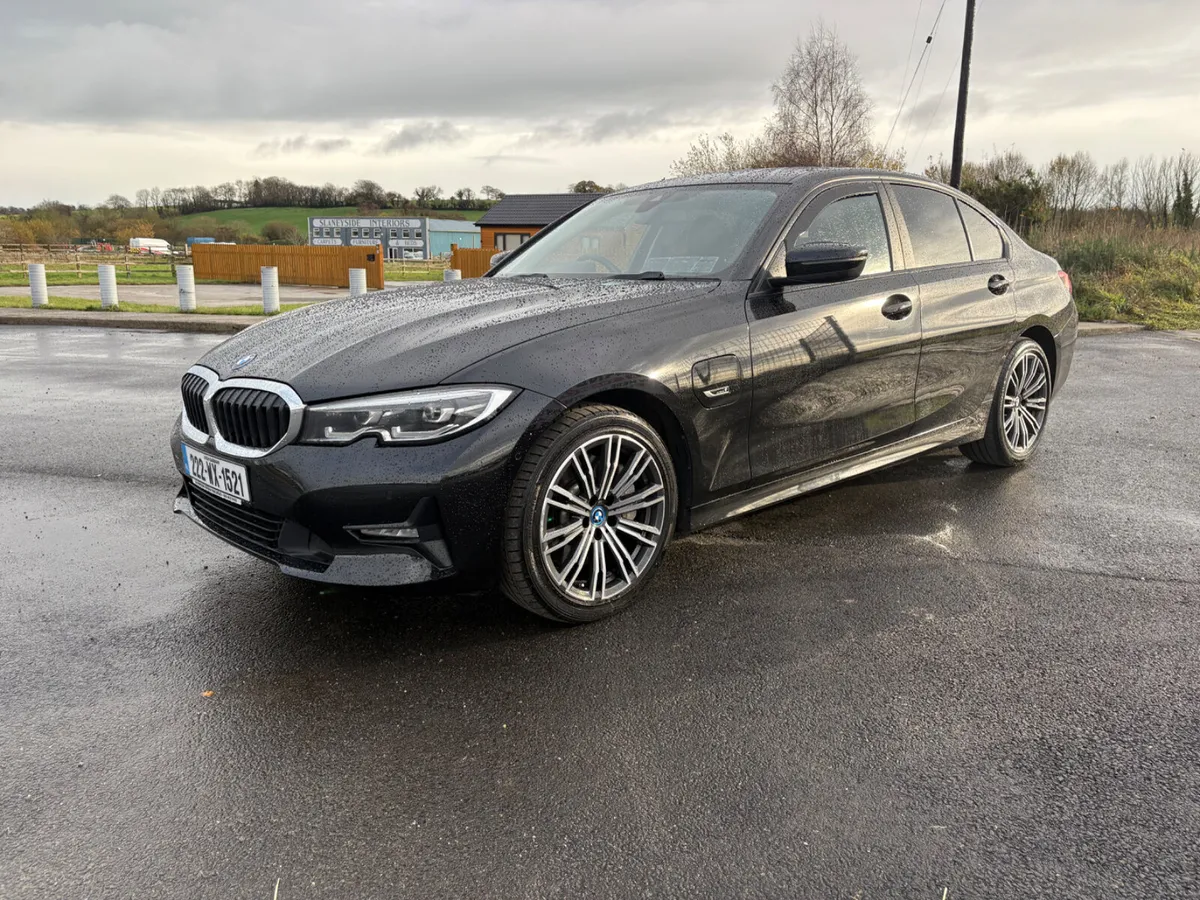 BMW 3-Series 2022 Auto - Image 4