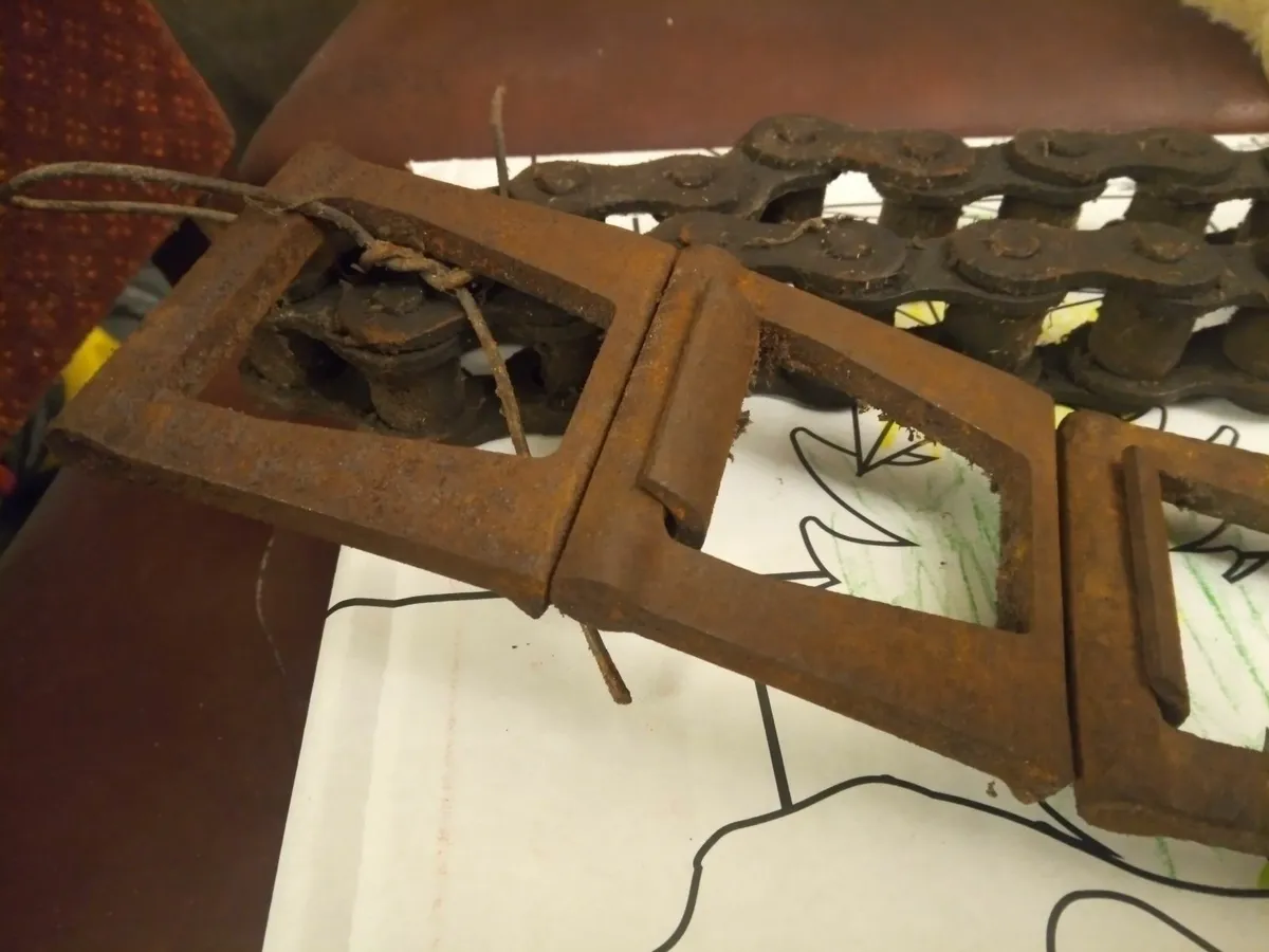 JF Muckspreader Links & Chain - Image 2