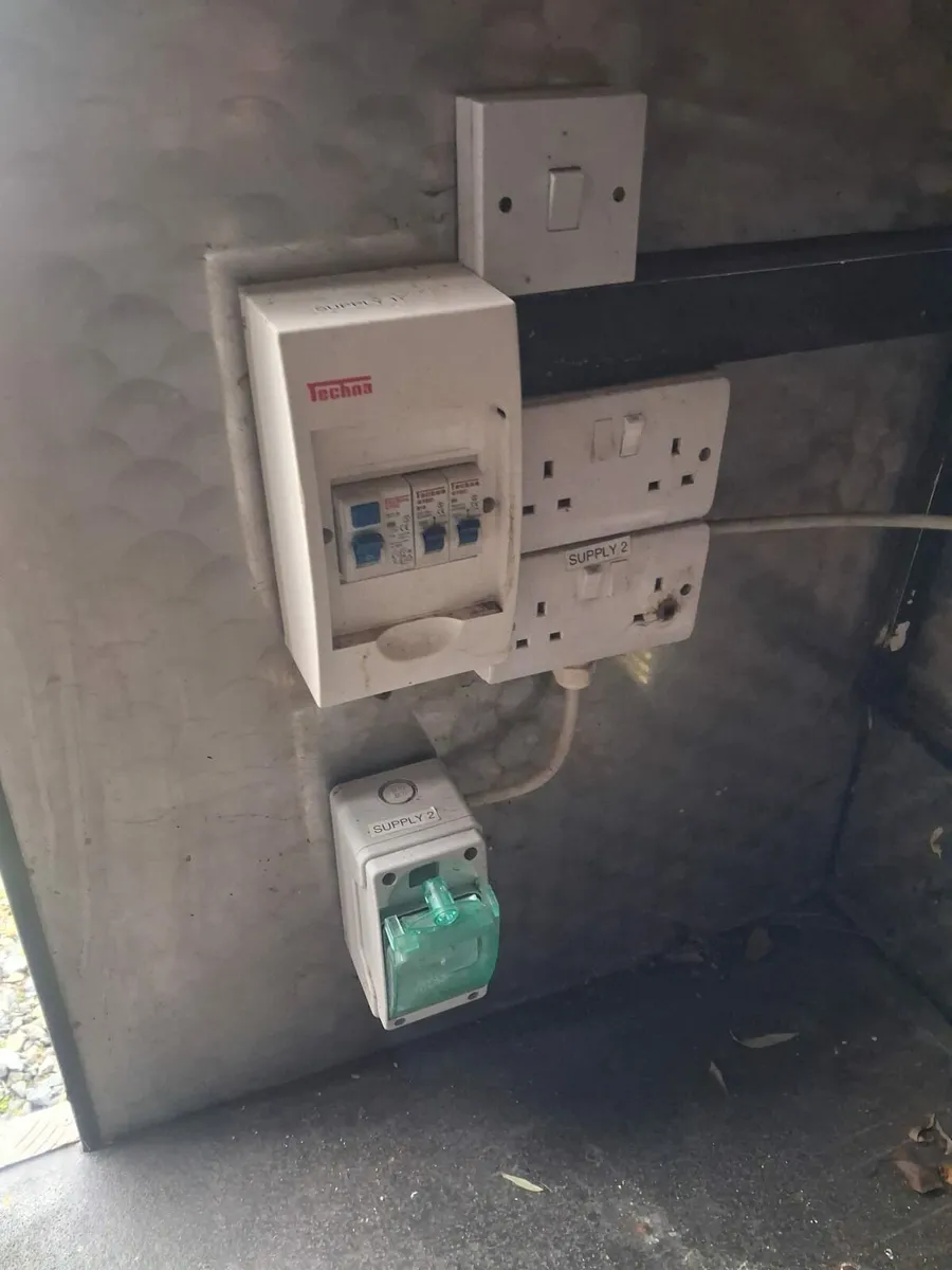 Wilkinson catering trailer - Image 4