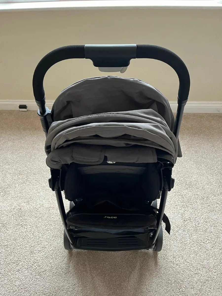 Joie Mirus buggy w/ reversible handle - Image 2
