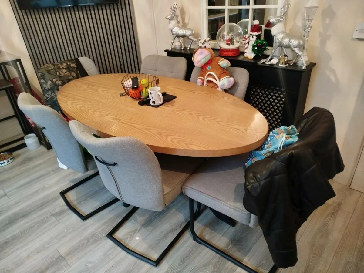 Kitchen table set - Image 1