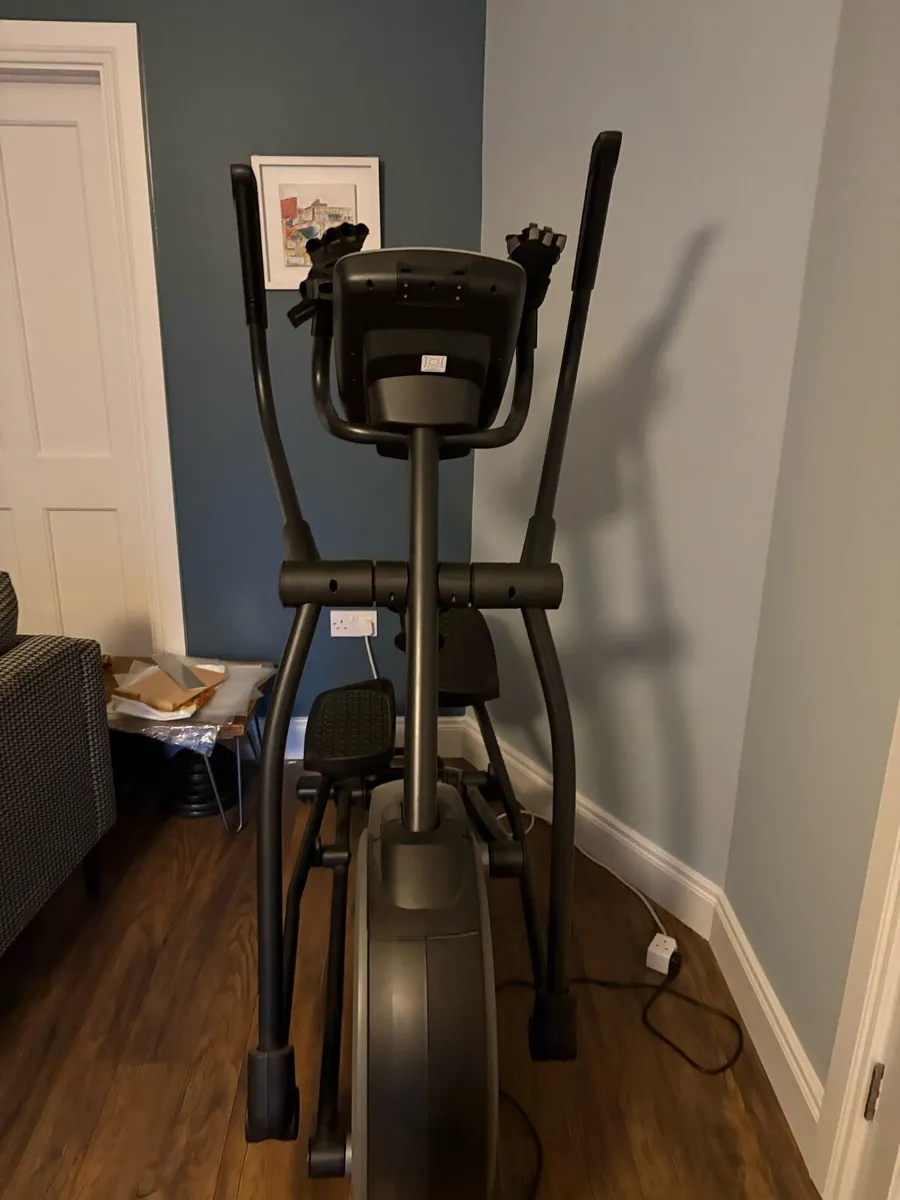 NordicTrack E9.5 Elliptical - Image 3