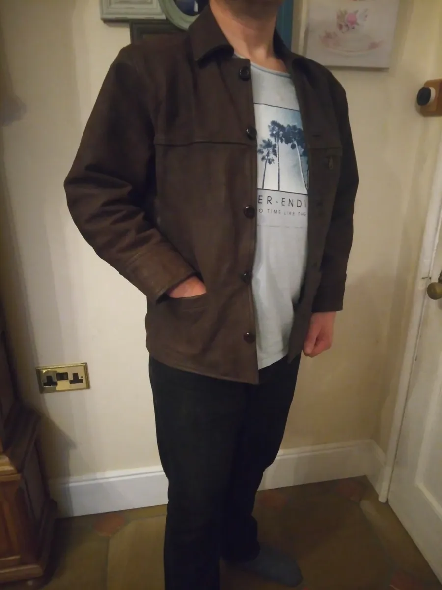 Leather Jacket size medium - large Good Quality - Image 1