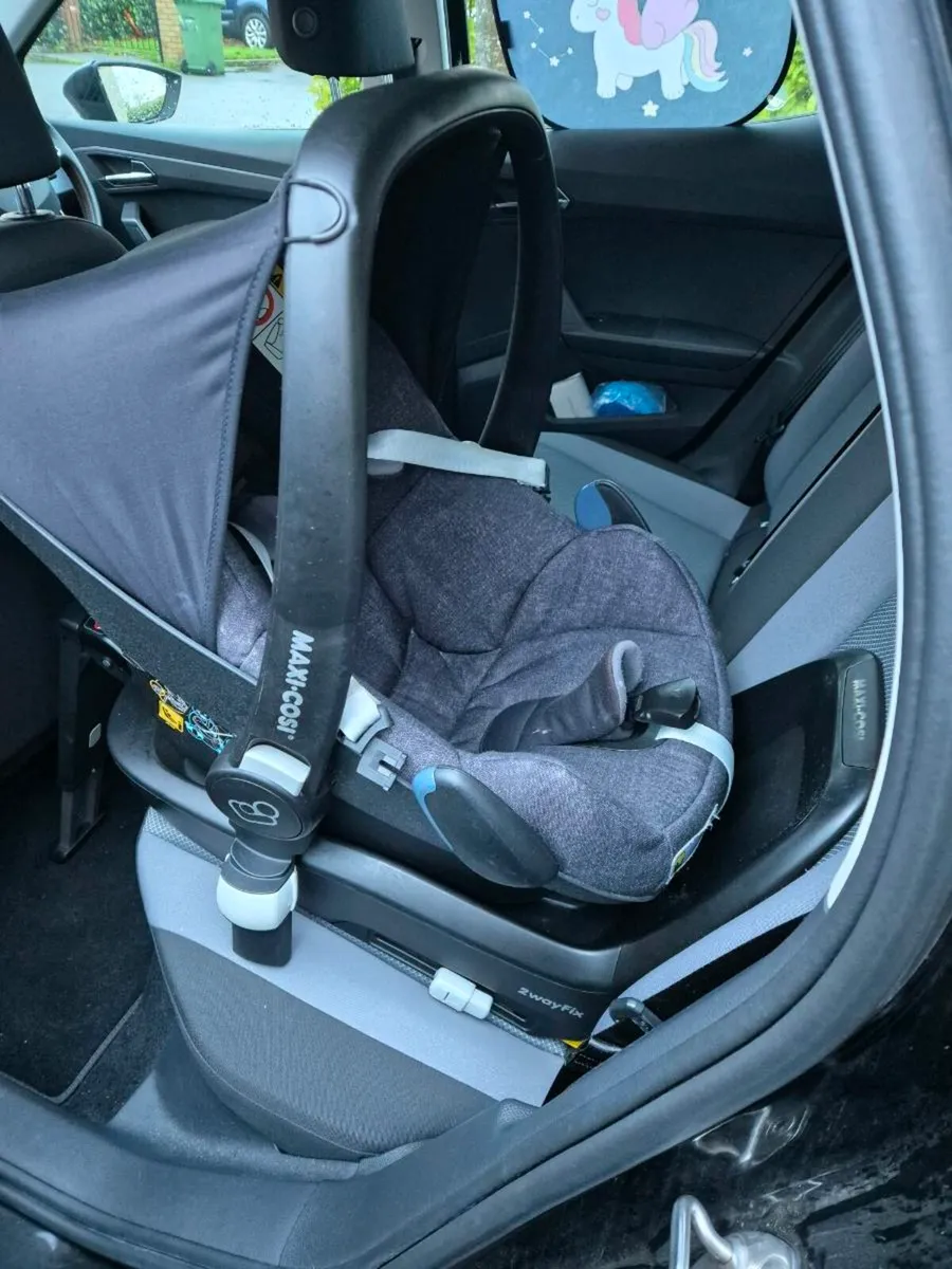 Maxi-Cosi Pebble Plus - Image 2