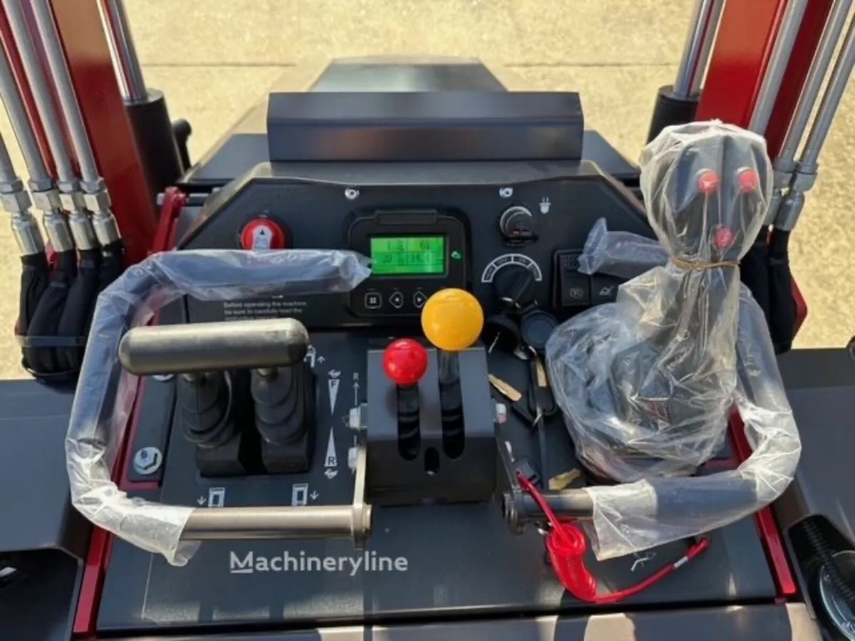 Rhino 1.8 ton skidsteer loader. Finance. - Image 4