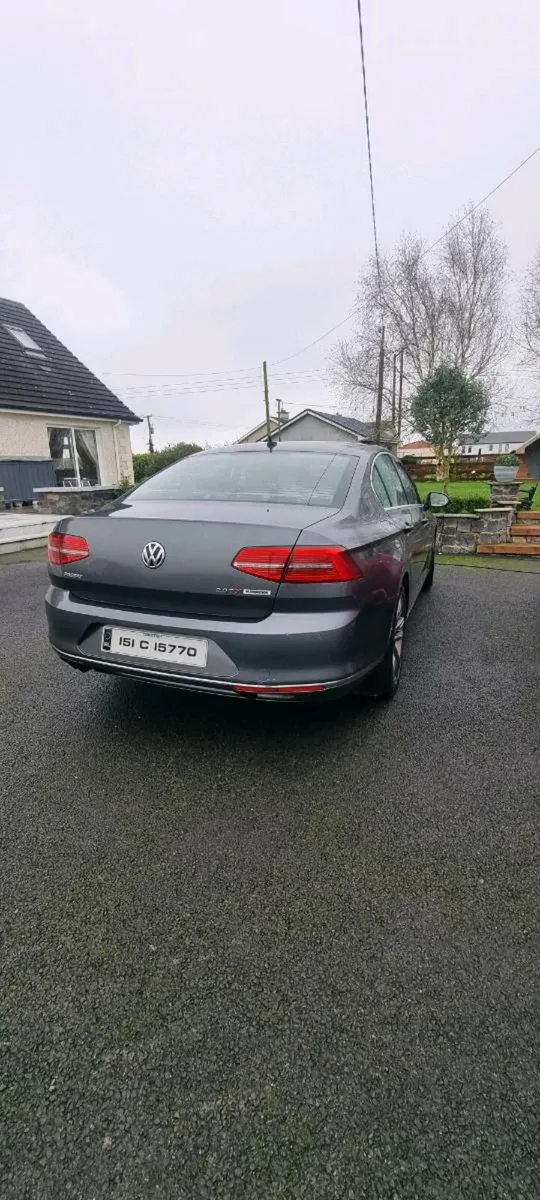 Volkswagen Passat - Image 3