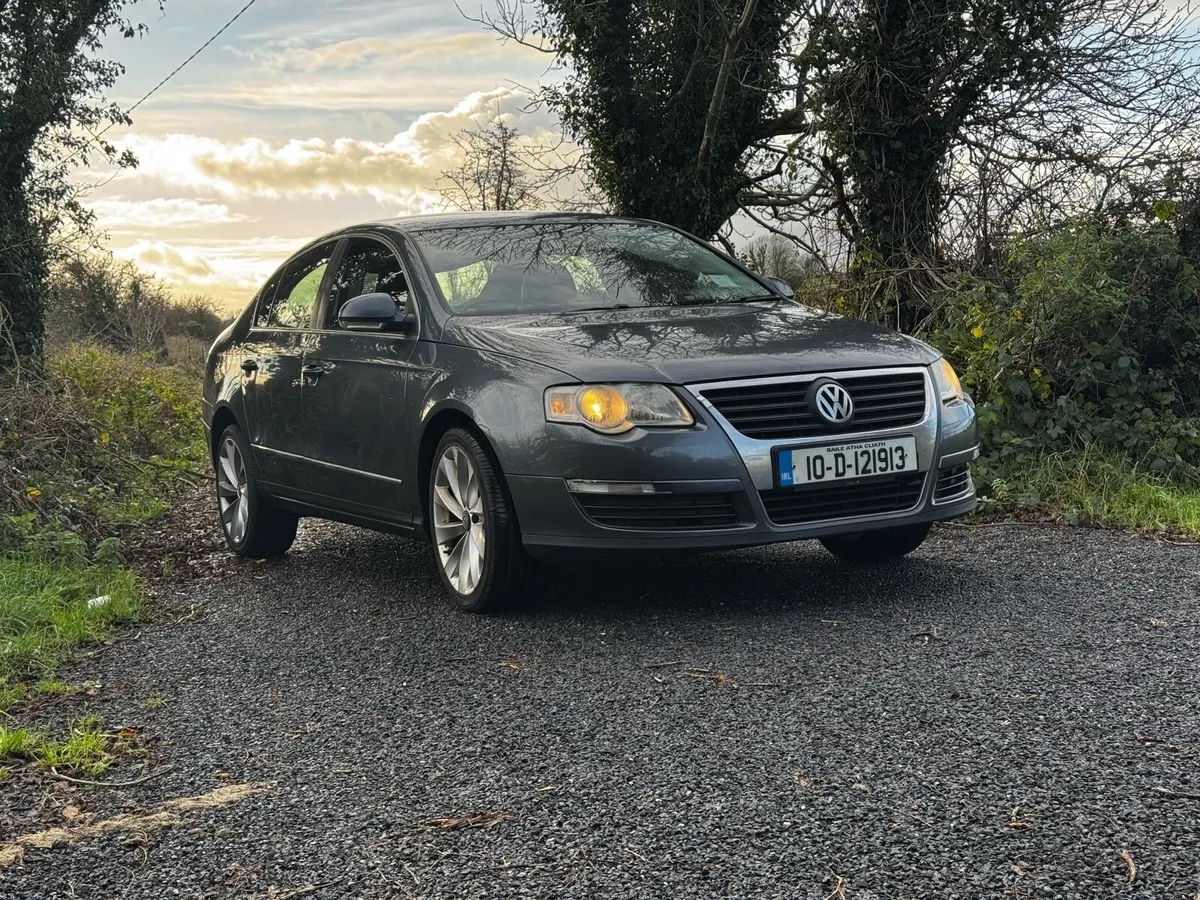 2010 Volkswagen Passat 2.0tdi auto - Image 1