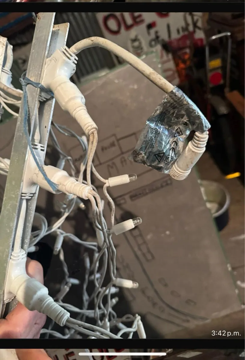 Christmas lights - Image 2