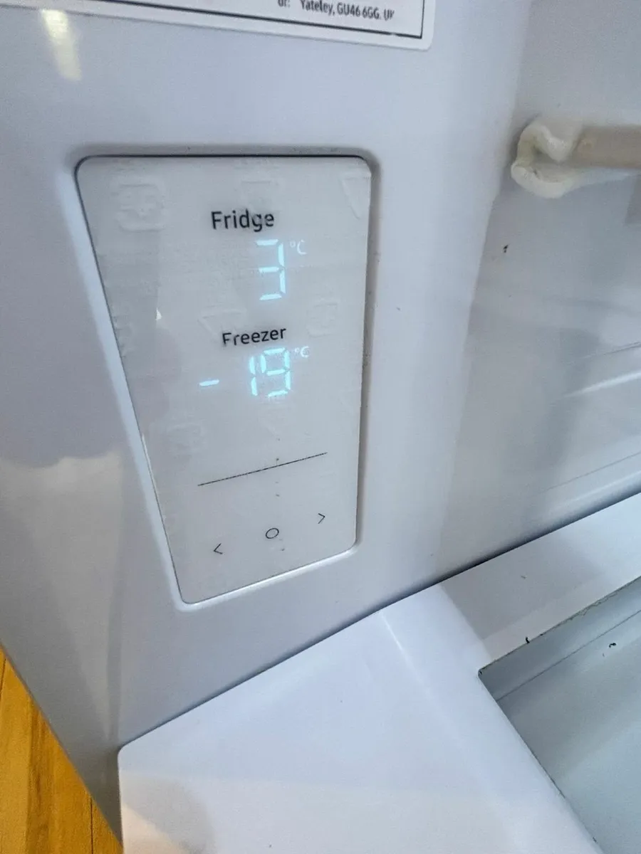 Refrigerator - Image 4
