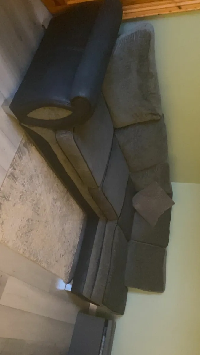 L shape sofa - Image 1