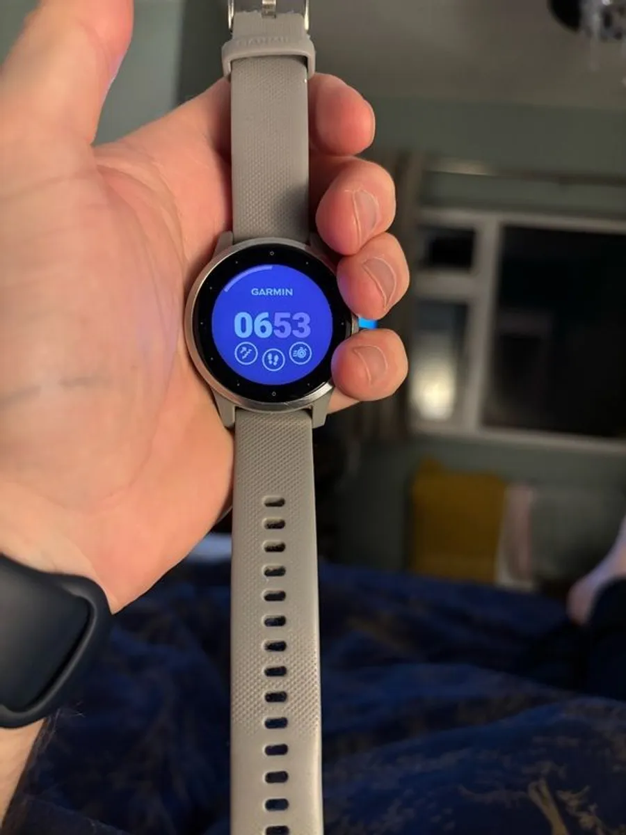 Garmin Vivoactive 4S - Image 2