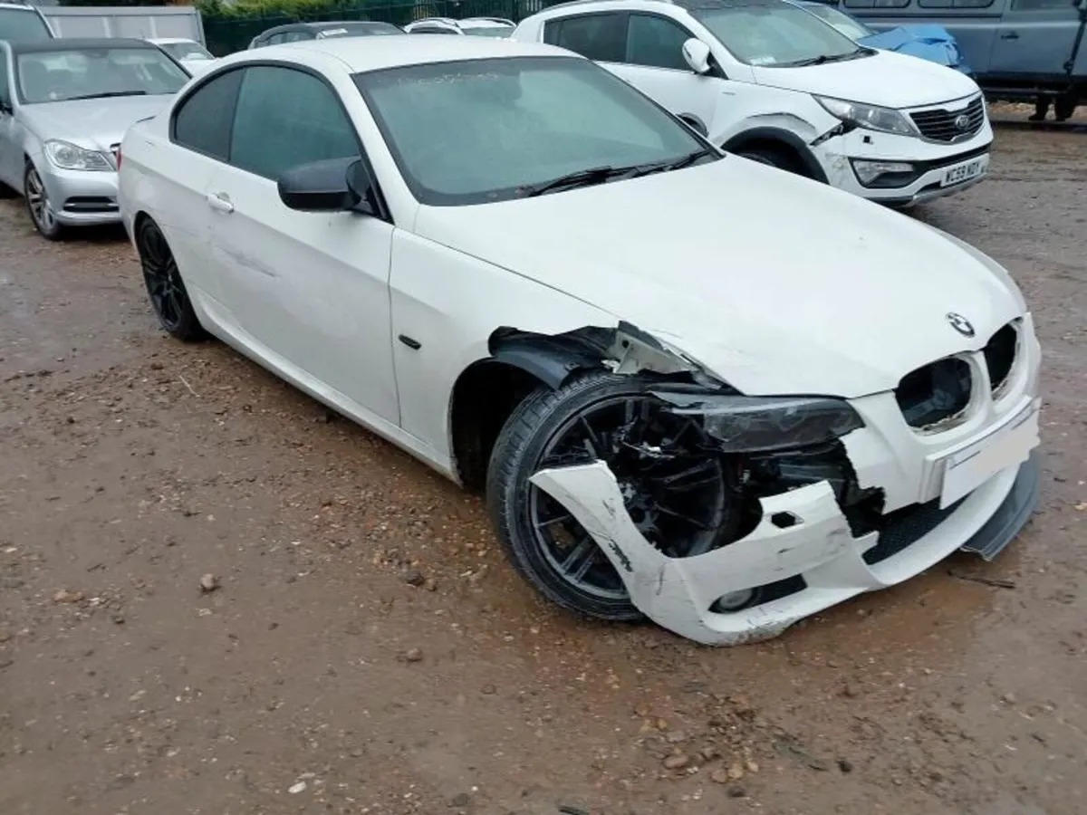2011 BMW E92 320i  3 Series FOR PARTS - Image 1
