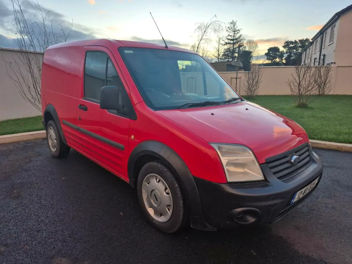 FORD TRANSIT CONNECT - Image 1