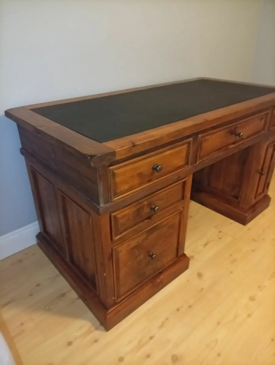 Executive antique style wooden desk for sale - Image 2