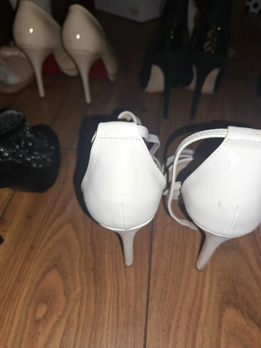 Women's Shoes - Image 1