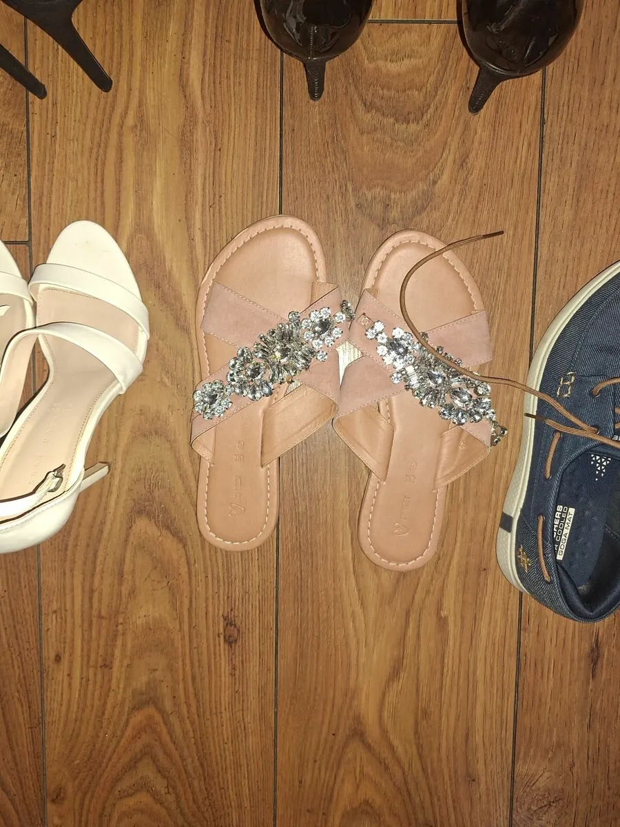 Women's Shoes - Image 2