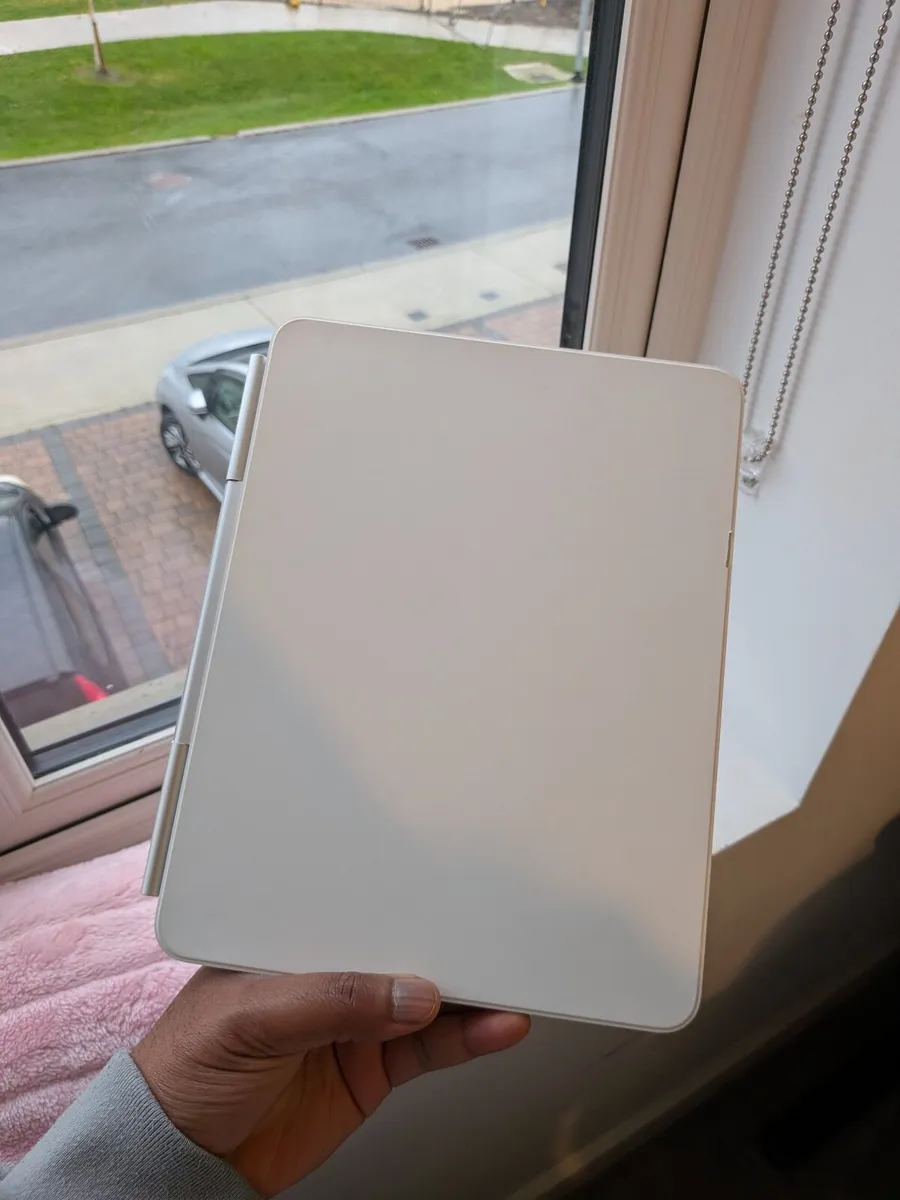 Apple Magic Keyboard iPad Pro 13" M4 - White - Image 3