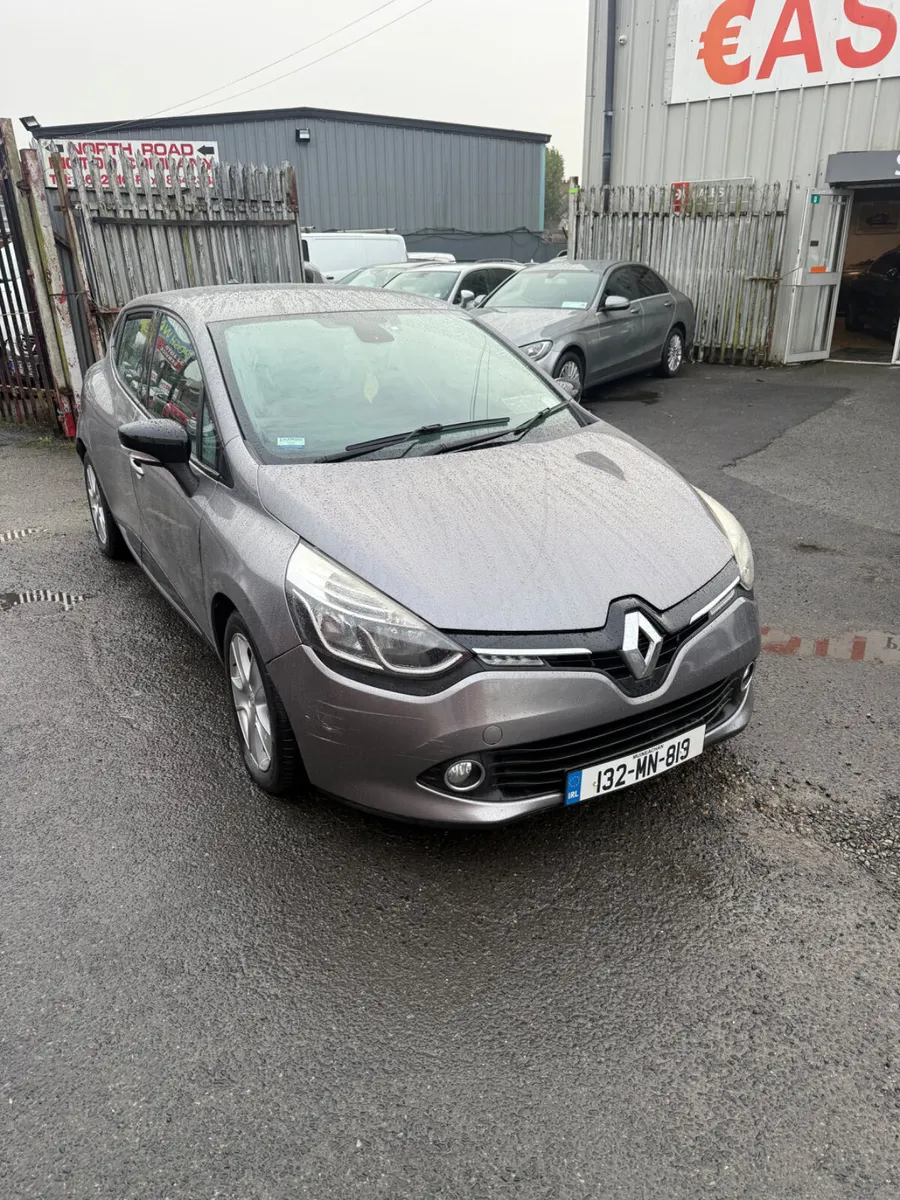 Renault Clio Dynamique 1.0 Petrol Low Kms New NCT - Image 2