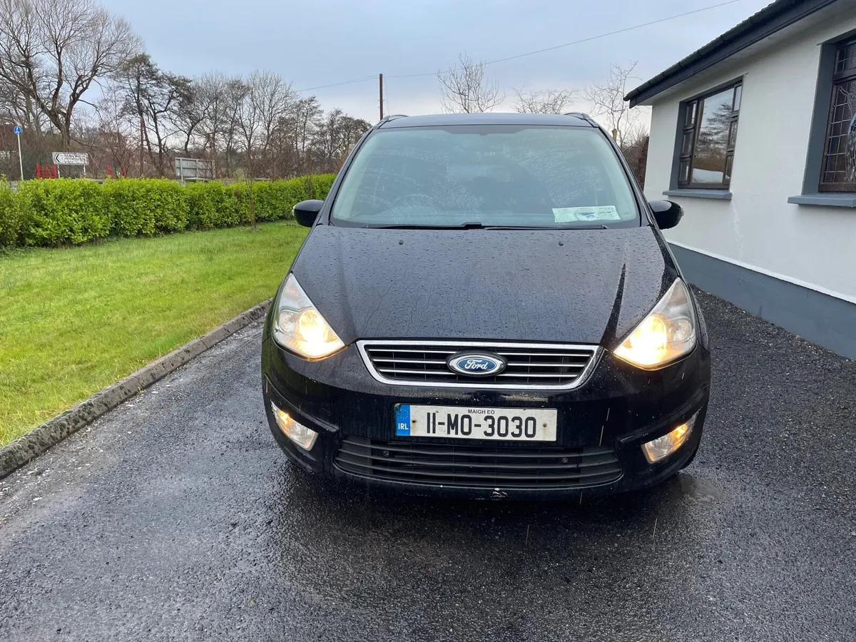 Ford Galaxy 2011 - Image 1