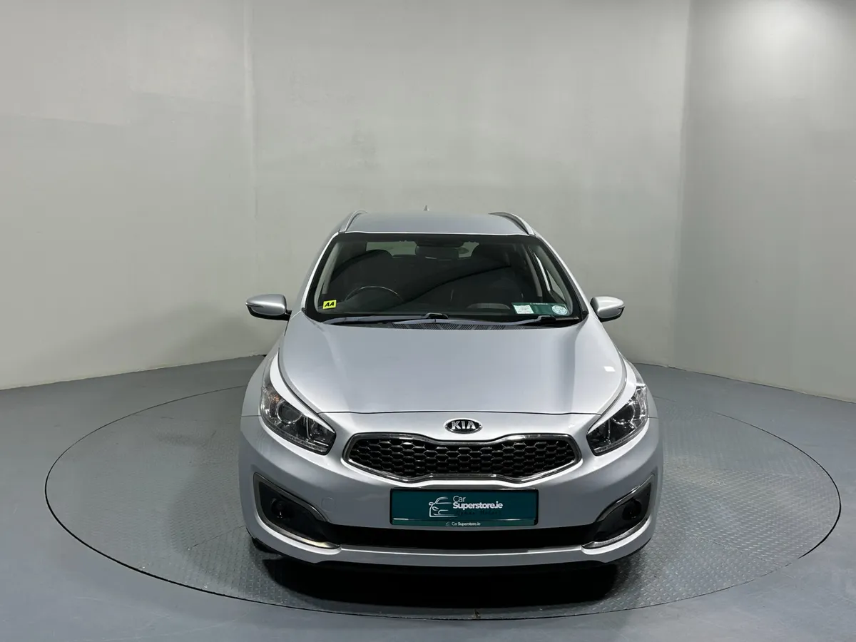 Kia Ceed EX 1.6 Crdi Sportswagon 181 - Image 2