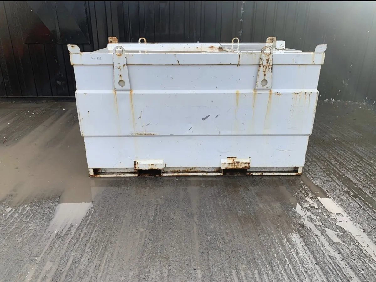 2944L Western Static Fuel Bowser - Image 2