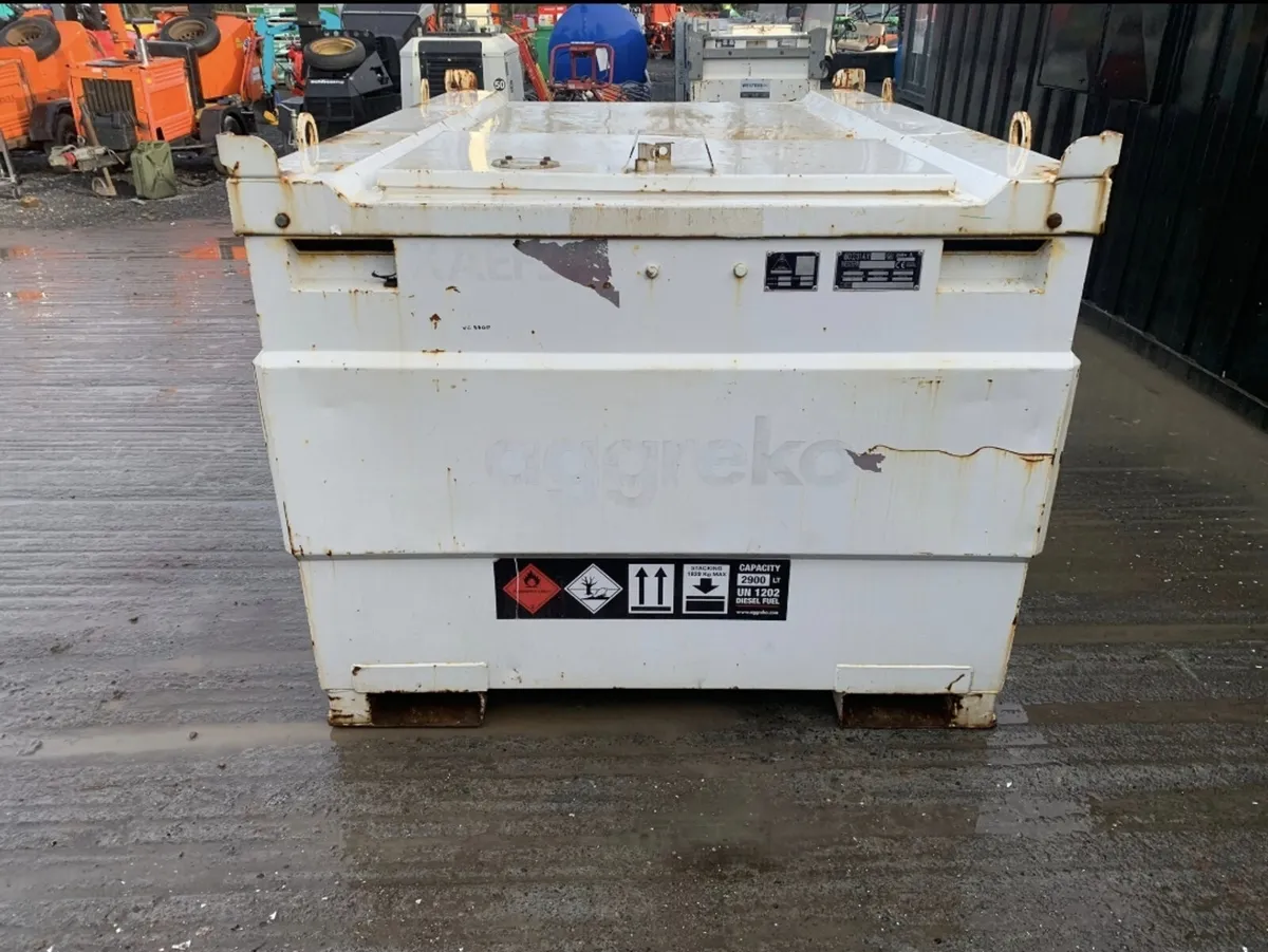 2944L Western Static Fuel Bowser - Image 4