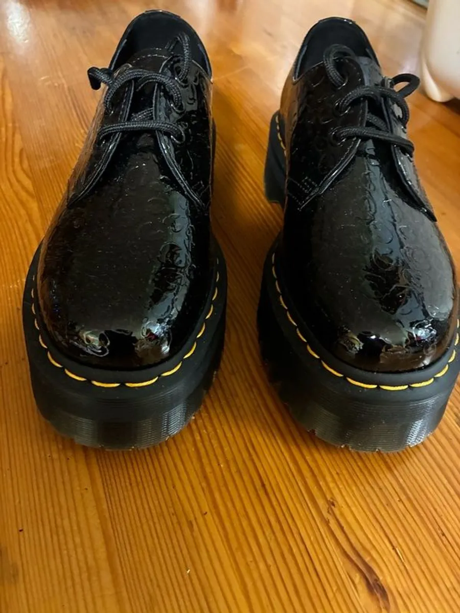 Dr Martins ladies shoes - Image 1