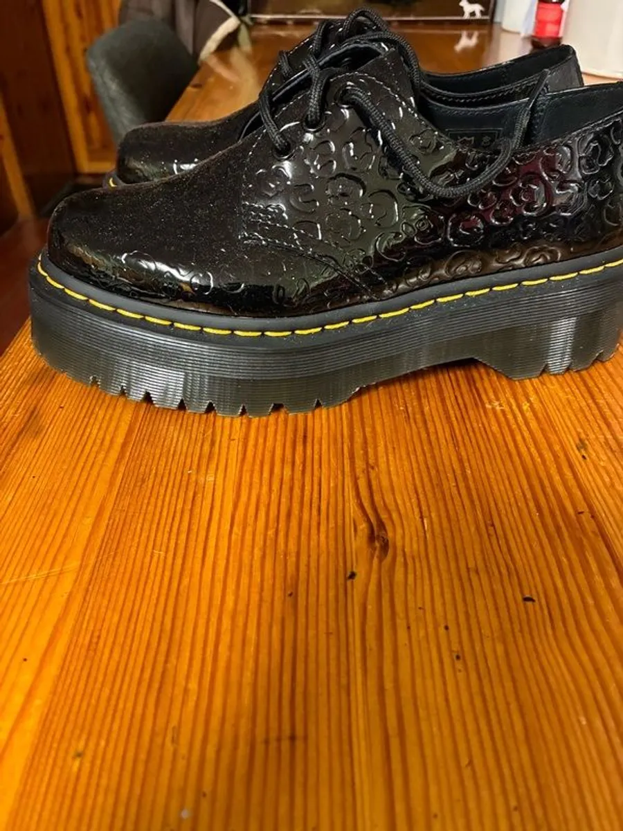 Dr Martins ladies shoes - Image 2