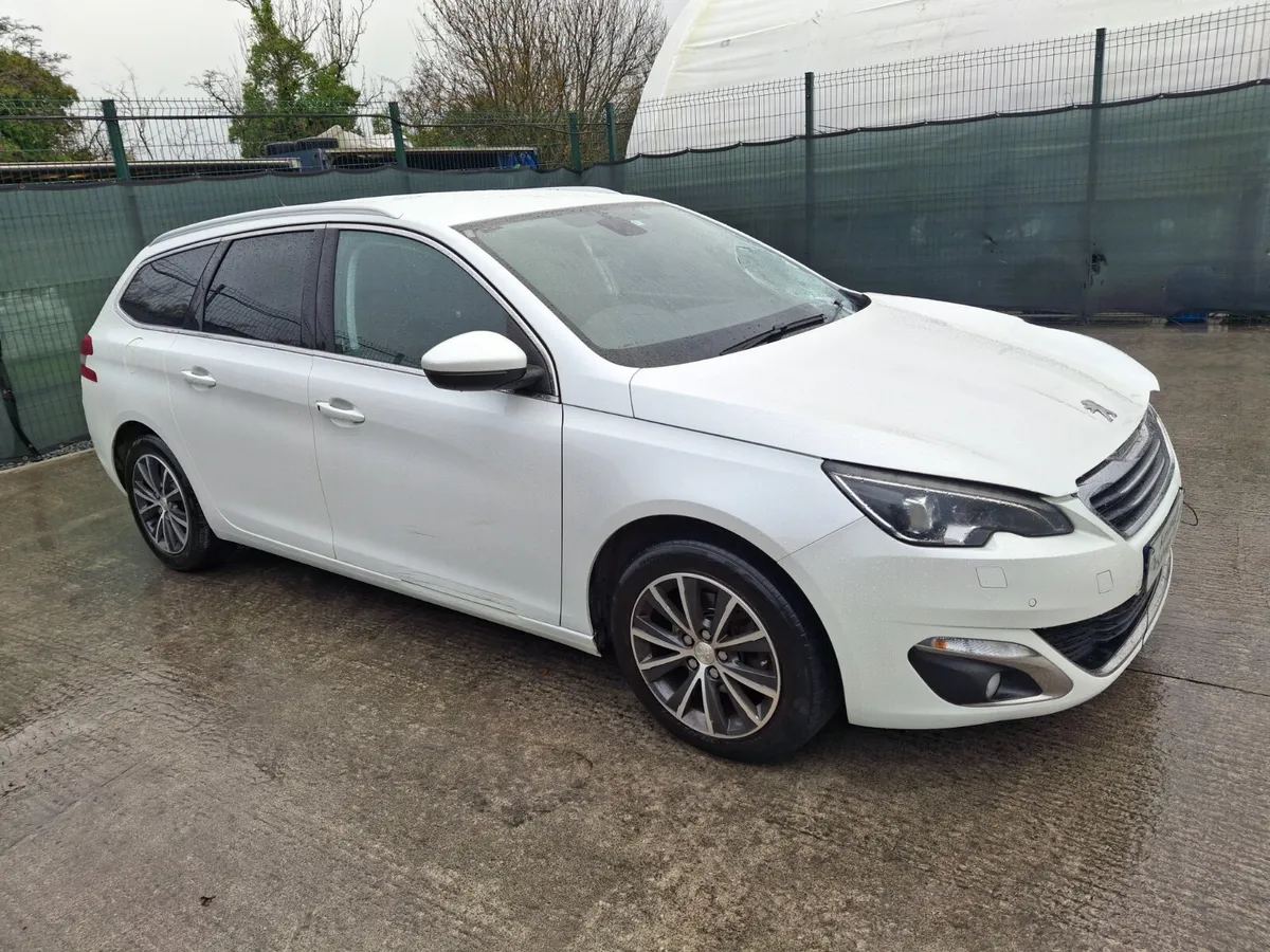 162  Peugeot 308 Automatic - Image 1