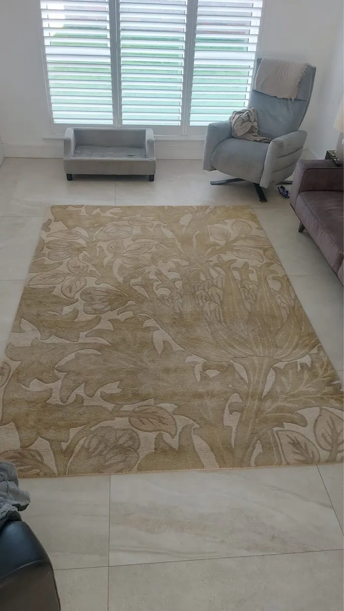 Large rug Morris & Co - Image 1