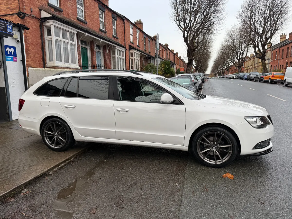2014 Skoda Superb, 1.6tdi Estate, New Nct & Belt, - Image 4