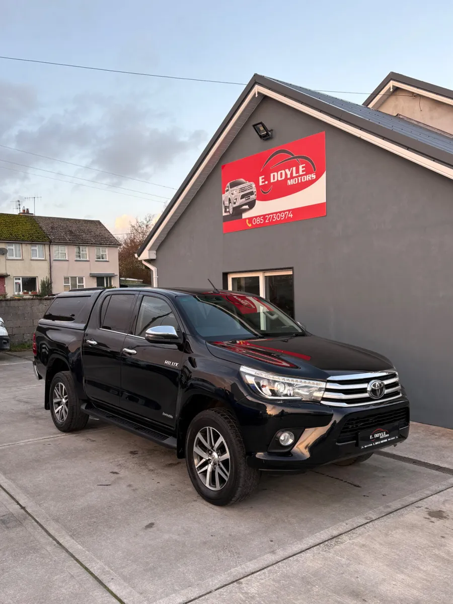2019 Toyota Hilux Invincible Auto Vat included - Image 3