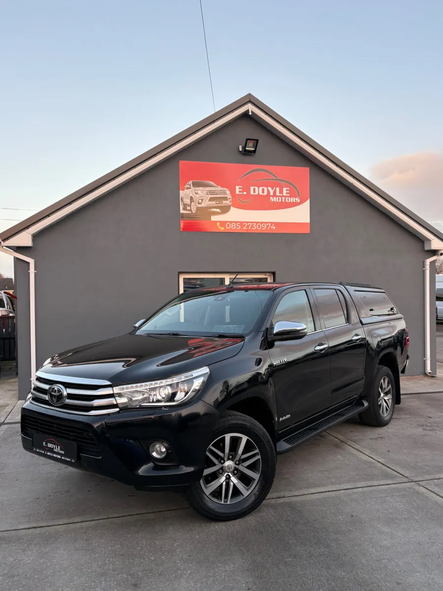 2019 Toyota Hilux Invincible Auto Vat included - Image 2