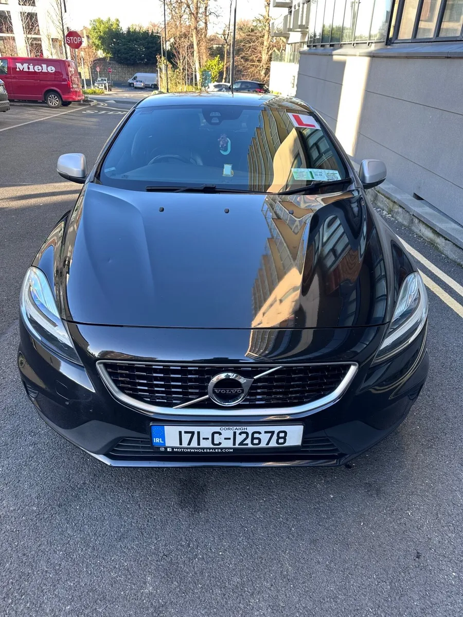 Volvo V40 2017 - Image 3