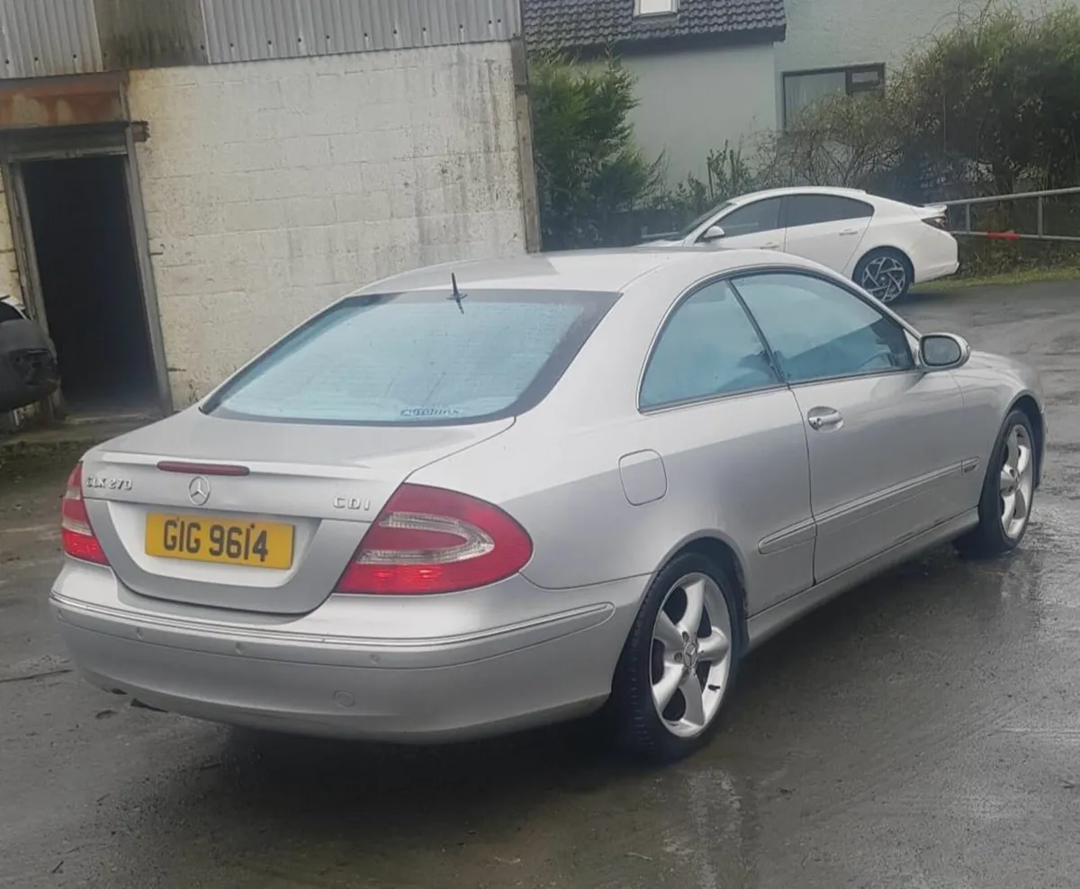 Mercedes-Benz CLK 2004 - Image 3