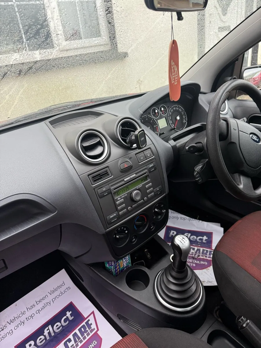 Ford fiesta 2006 low mileage - Image 3