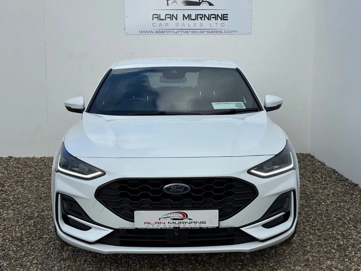 FORD FOCUS ST LINE X 2023 *HUGE SPEC* - Image 4