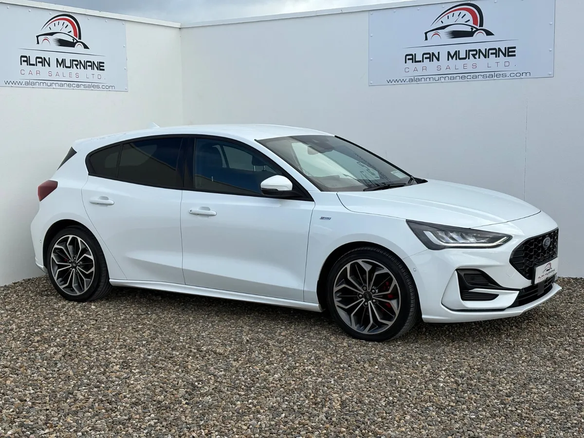 FORD FOCUS ST LINE X 2023 *HUGE SPEC* - Image 1