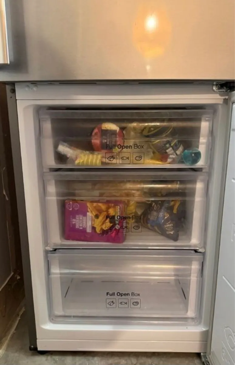 Samsung fridge freezer - Image 3