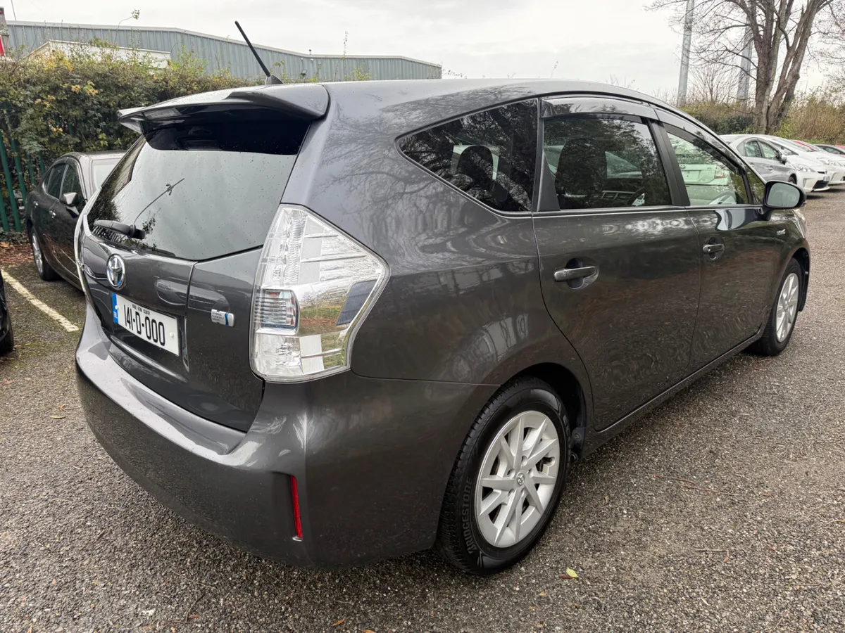 Toyota Prius 101.000km!!! 7 seats!!! - Image 3